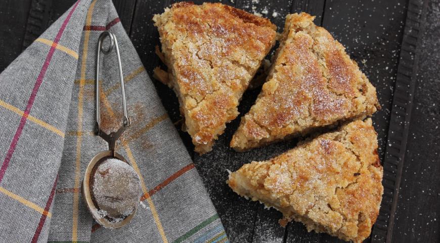 Apple pie with semolina (done for one or two)
