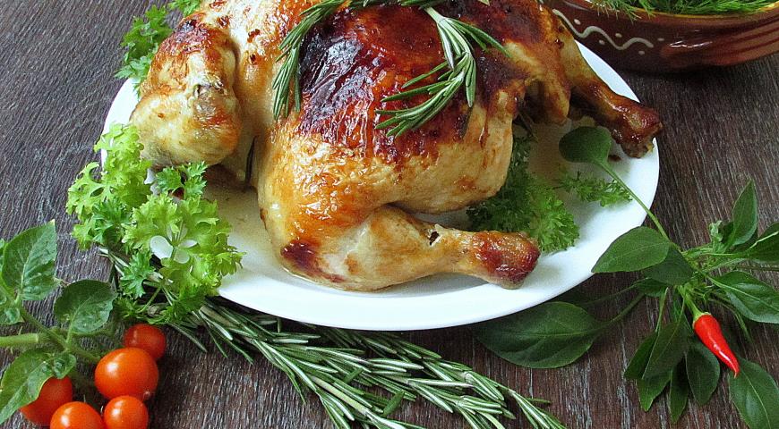 Aromatic chicken with lemon and rosemary