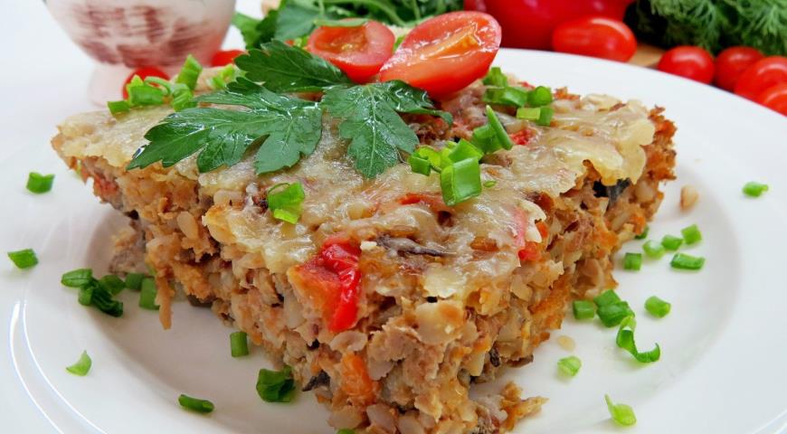 Buckwheat casserole with minced meat, mushrooms and cheese