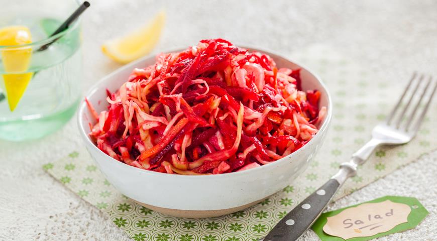 Cabbage, beet and carrot brush salad