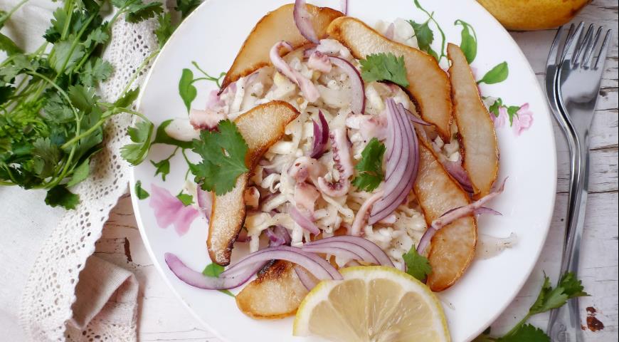 Cabbage salad with octopus and caramelized pear