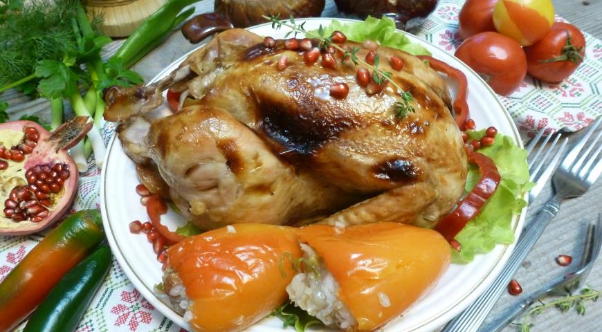 Chicken stuffed with bell peppers and rice