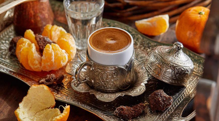 Coffee with tangerine and lavender aroma