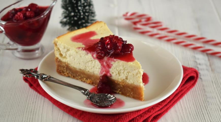 Curd cheesecake with cranberries