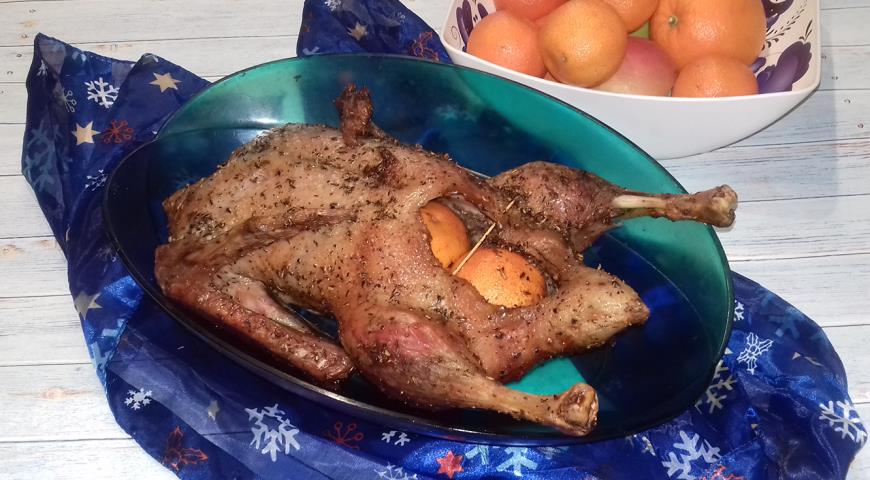 Duck with tangerines