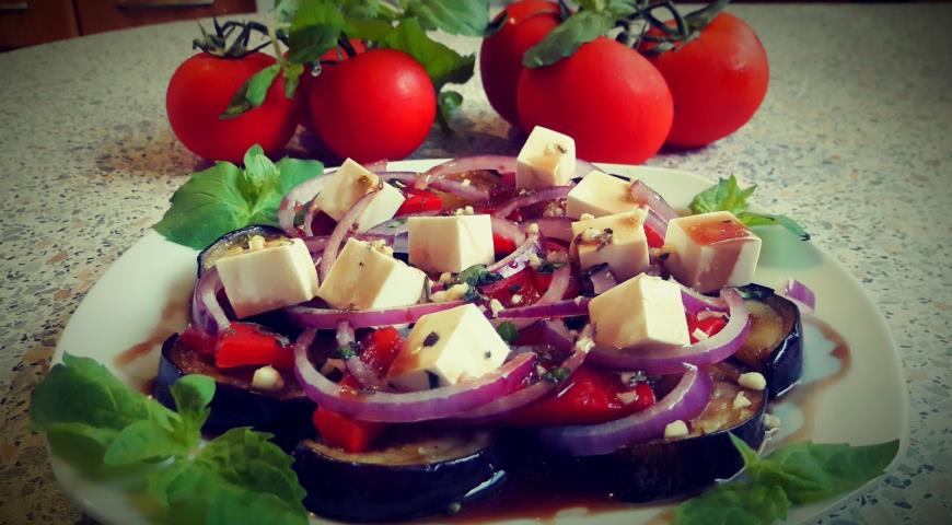 Eggplant and baked pepper salad with Narsharab sauce