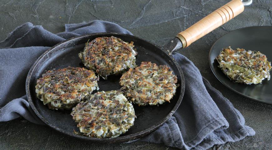 Fritters with seaweed