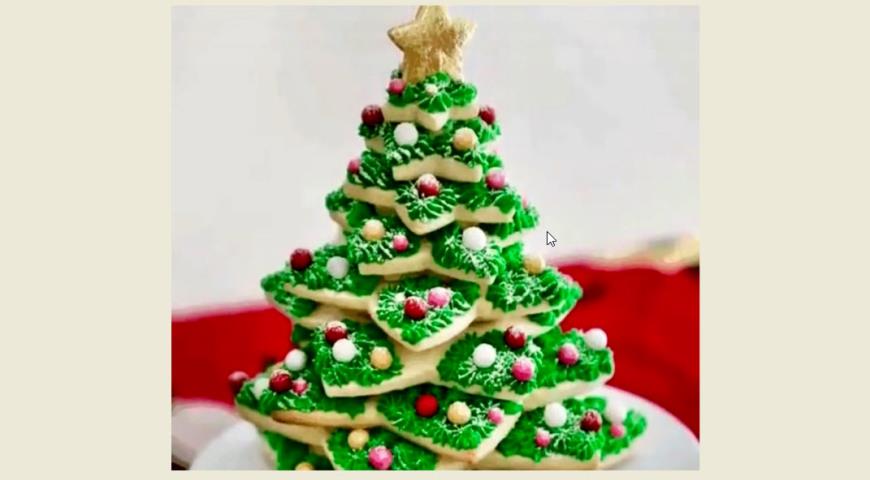 Ginger Christmas tree made of cookies