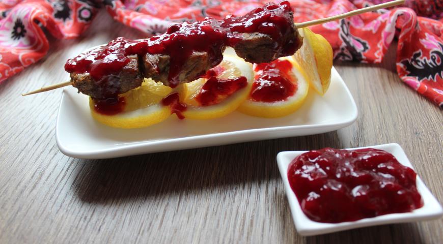 Medallions with lingonberry sauce