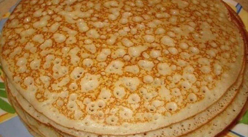 Openwork pancakes