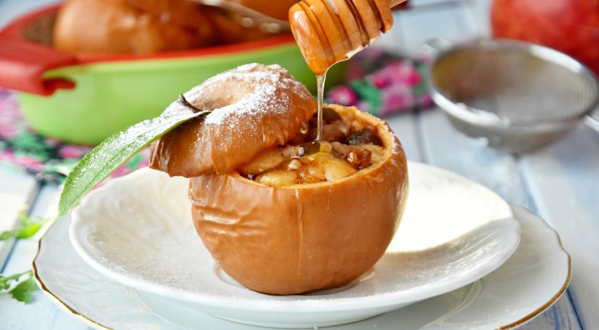 Oven baked apples
