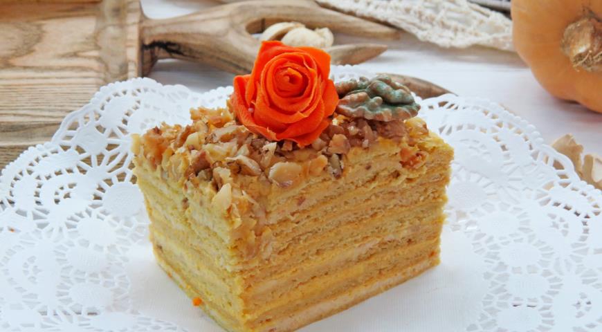 Pumpkin-curd honey cake