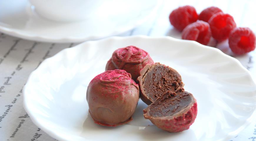 Raspberry Chocolate Truffles