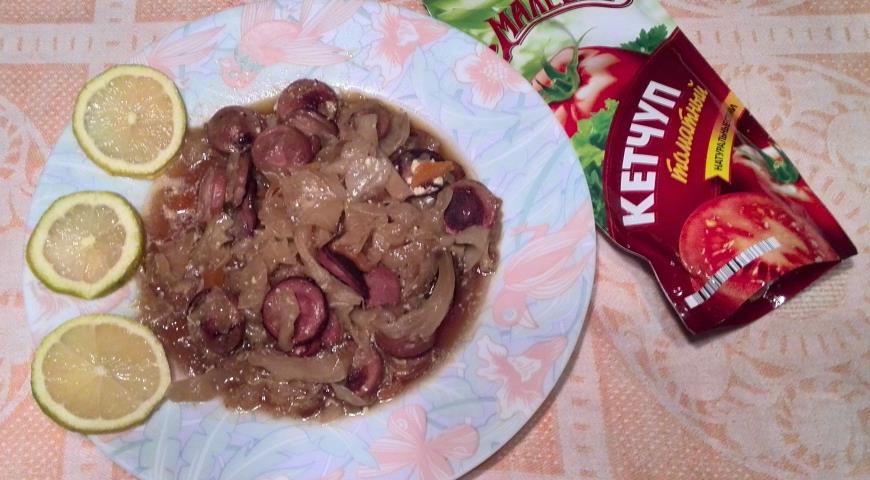 Solyanka with sausages