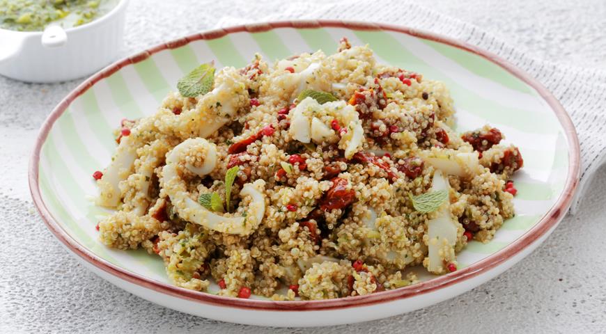 Squid with quinoa and green bean dressing