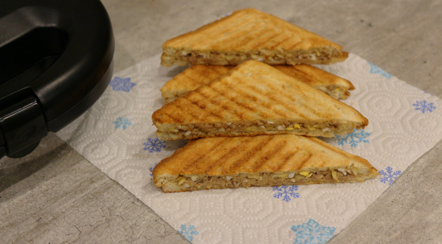 Tuna Cheese Sandwich