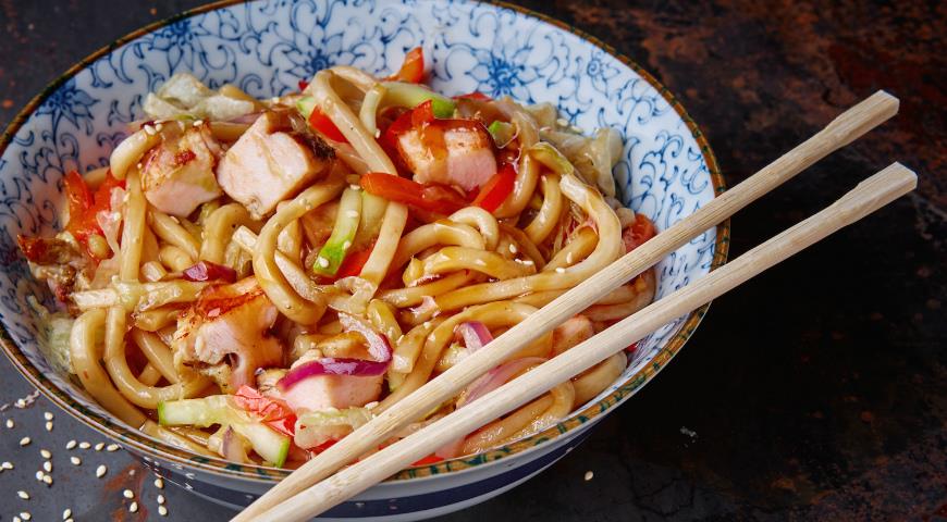 Udon with chicken
