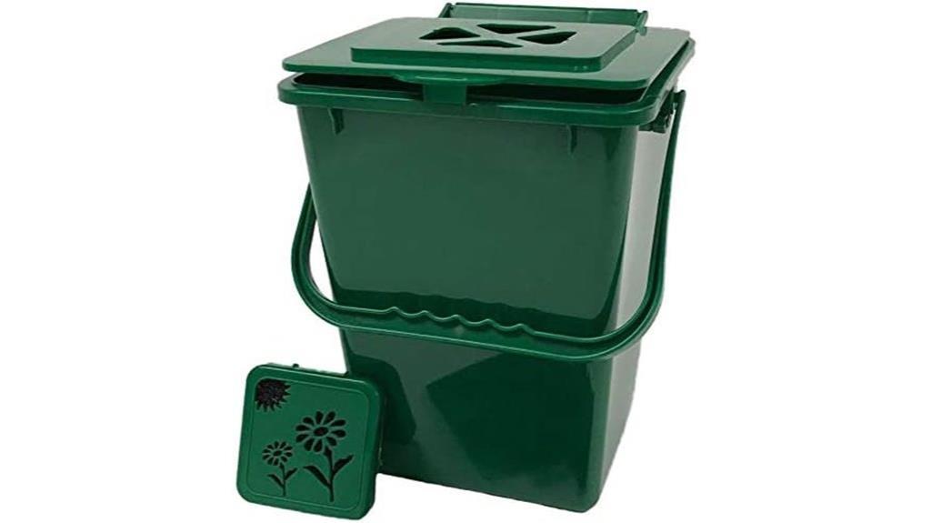 green kitchen compost pail