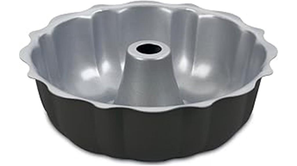 nonstick fluted cake pan